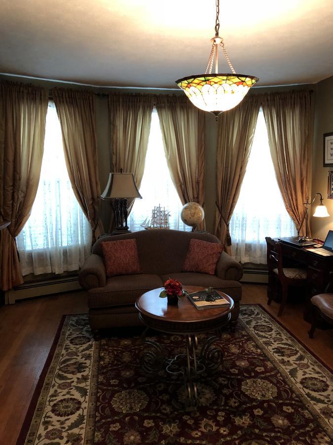 Penley House Bed & Breakfast Auburn Exteriör bild